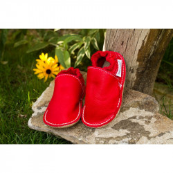 Chaussures cuir rouges souples \\"P'tite Gomme\\" , cuir végétal, FEUERROT, semelle caoutchouc