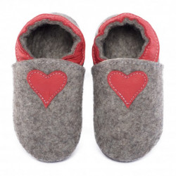 Chaussons en mérinos gris avec coeur rosso fueco