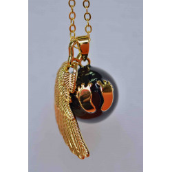Bola de grossesse, collier avec pendentif noir et aile d'ange couleur Or, motif pieds bébé couleur or