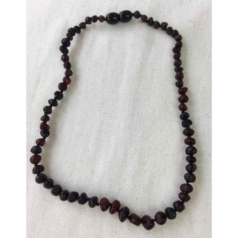 Collier d'ambre bébé foncé Collier d'ambre bébé foncé