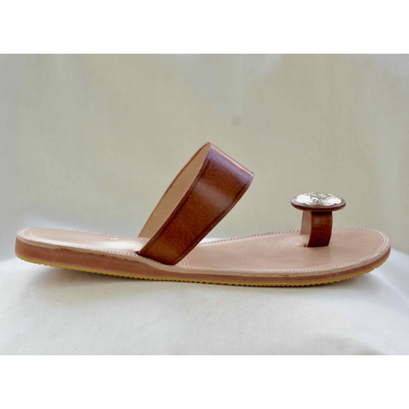 Sandale marron en cuir femme, pouce argent, tannage végétal