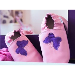 Chaussons cuir Fourrés adulte Papillon fond violet