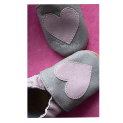 Chausson cuir souple coeur fond gris